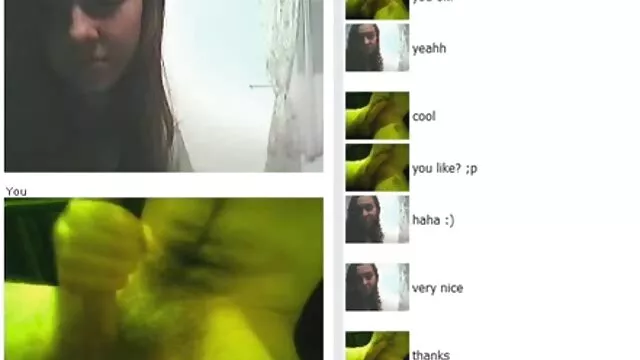 Pornografia sem registo  O filme pornô da brasileirinhas casal tímido está a meter-se com a câmara.