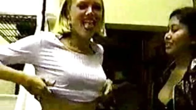 Pornografia sem registo  Guy girl with vibrator rita cadilac filme pornô brought to orgasm