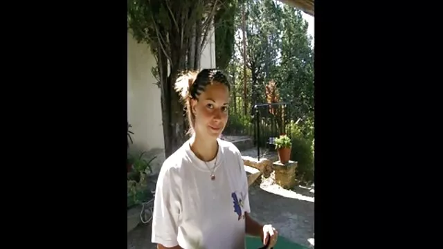 Pornografia sem registo  A puta fode-se com um elisa sanches filme pornô vibrador.