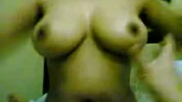 Pornografia sem registo  O tipo malcriado vem-se na rata click filme porno especial