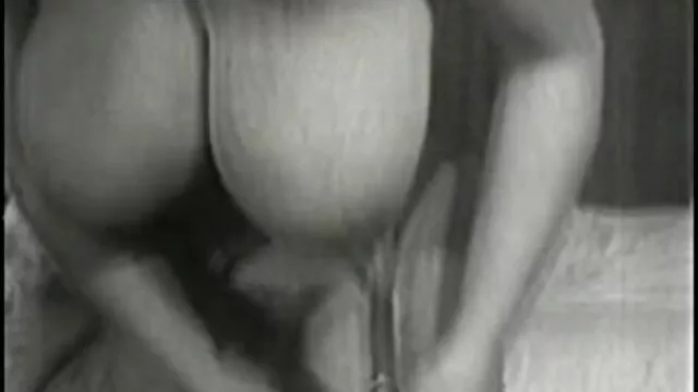 Pornografia sem registo  O Curd vidios pornôs dá um toque anal à amiga.